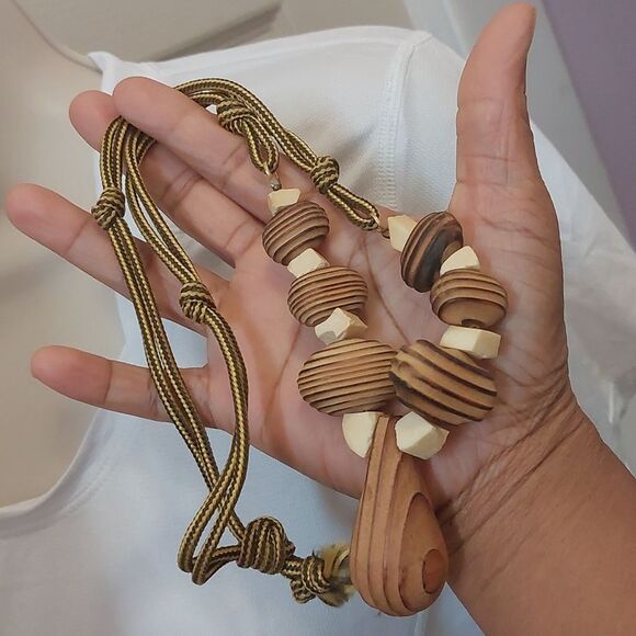 Chunky Wooden Beads Cord Statement Necklace Exotic Tribal Boho - Picture 5 of 5